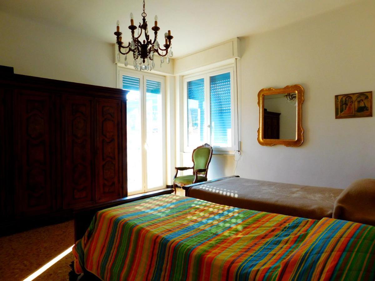 Quadrilocale Con Vista Apartman Levanto Kültér fotó
